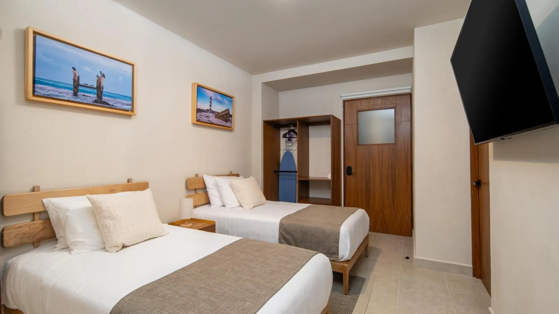 Everglades Suites Cancún