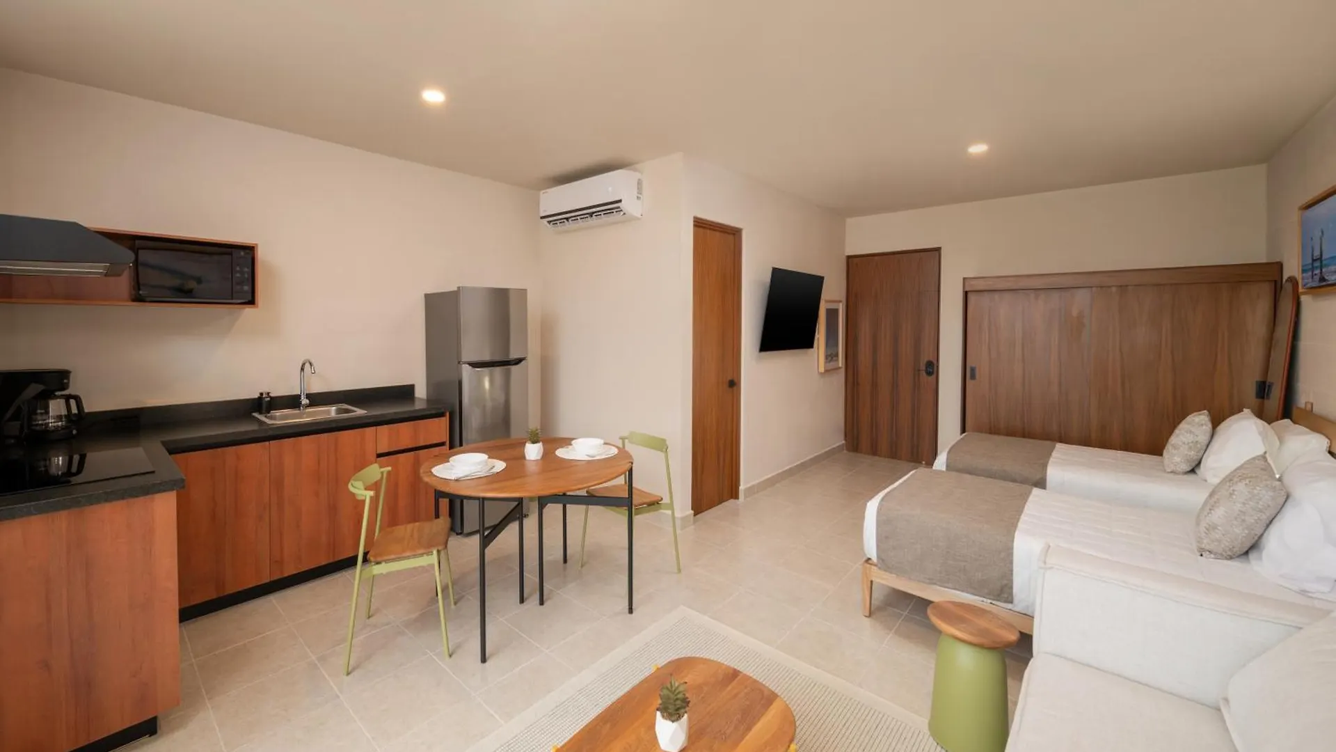 Everglades Suites Cancun Hotel