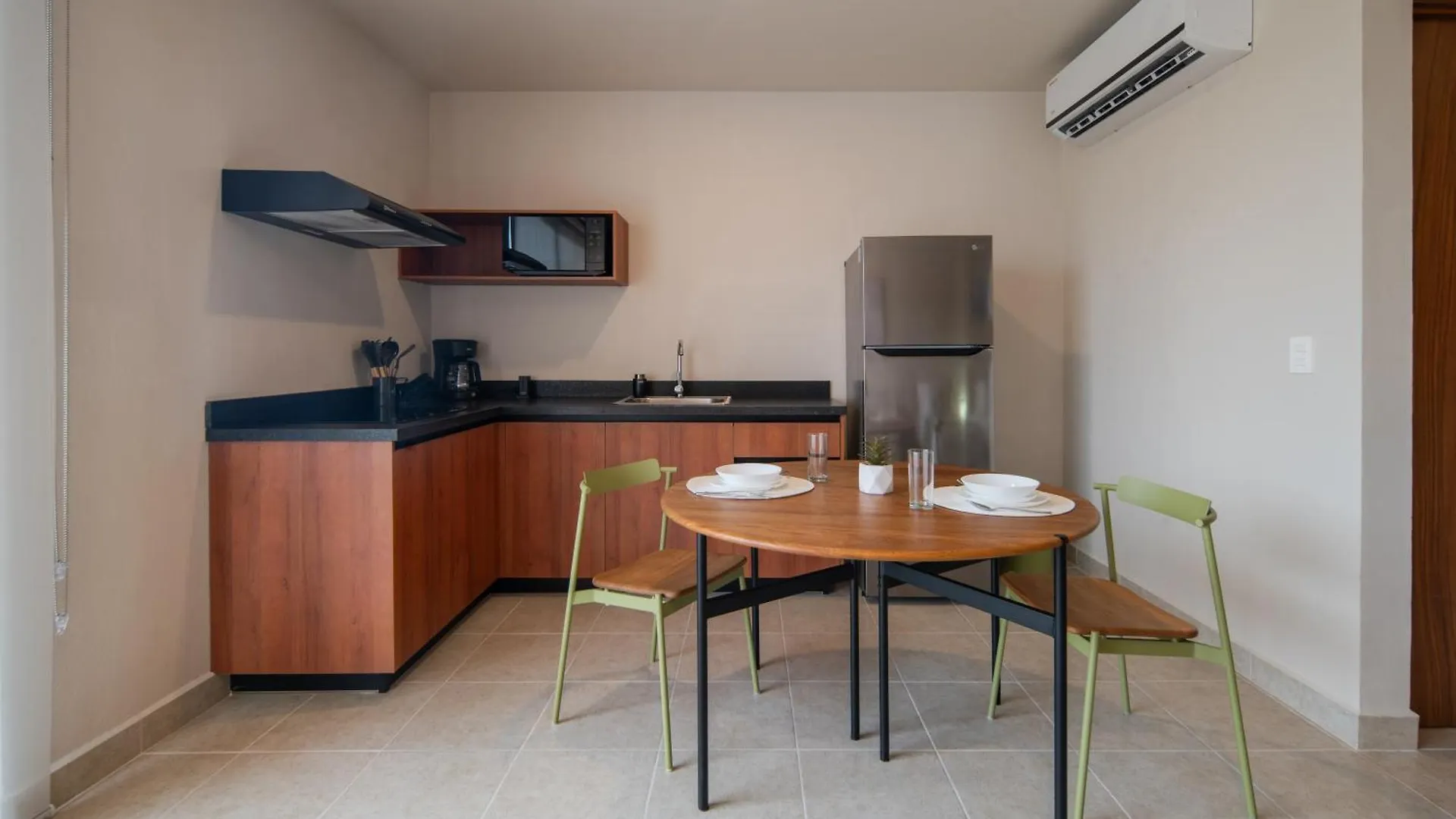 Hotel Everglades Suites Cancún